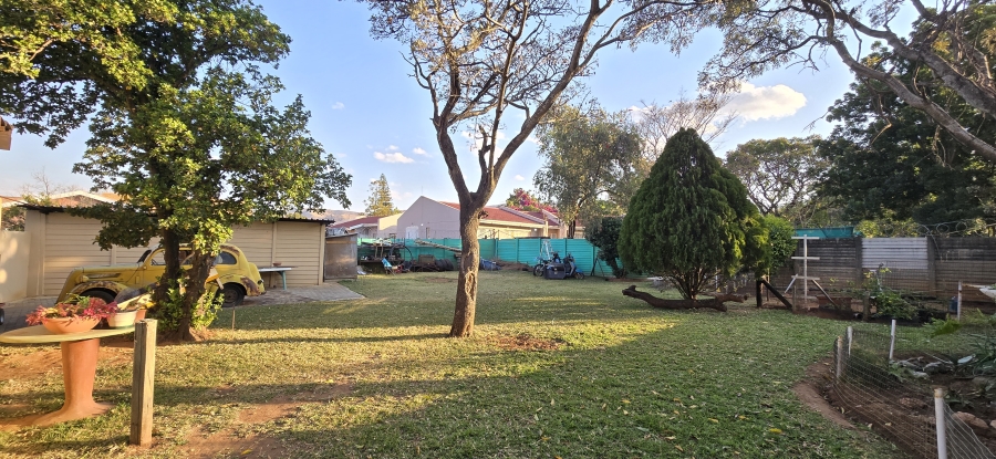 4 Bedroom Property for Sale in Geelhoutpark North West
